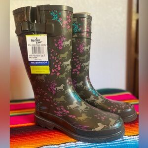 Western Chief Rainboots 🐴